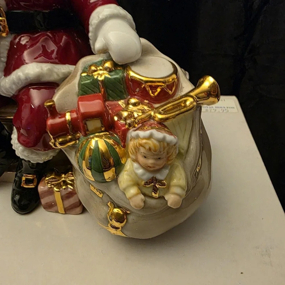 VTG 2003‎ Royal Doulton Holiday Traditions Santa Limited Ed, 1st Ed 1411 of 2000
